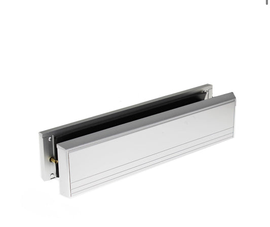 Munster Joinery Postmaster Standard letterbox Silver